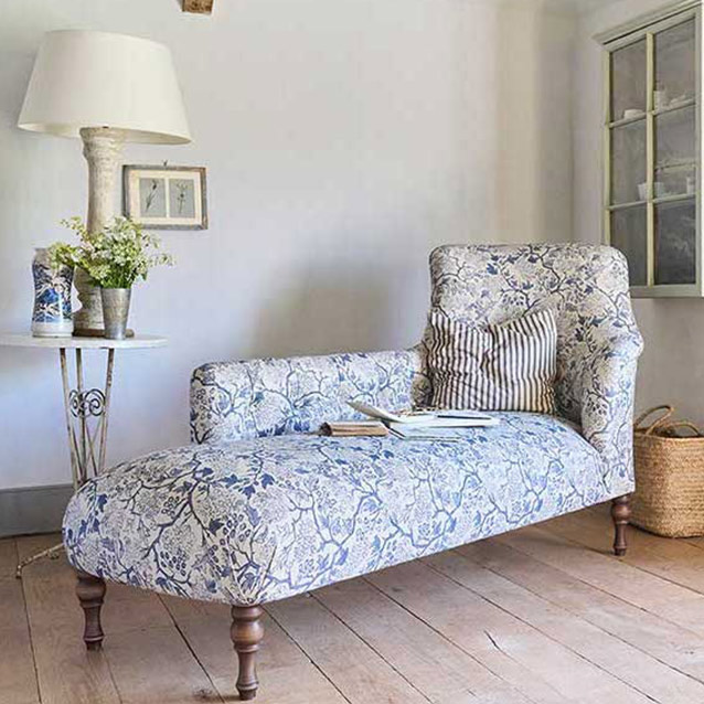 Anglesey LHF Chaise in RHS Gertrude Jekyll Linen Cotton Blend Navy